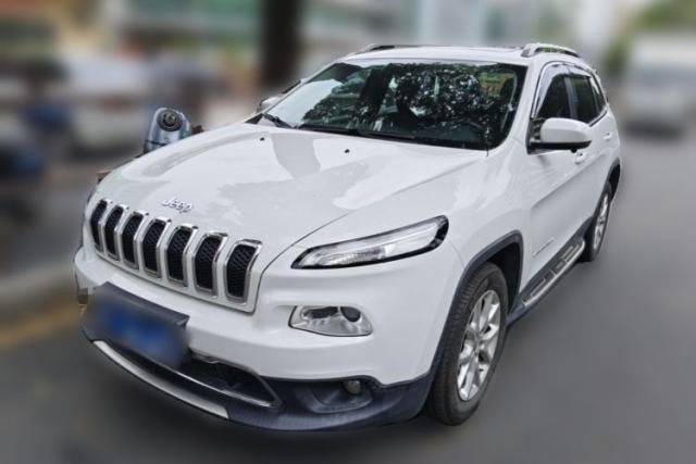Used Jeep Cherokee 2017 2.0L Superior Edition