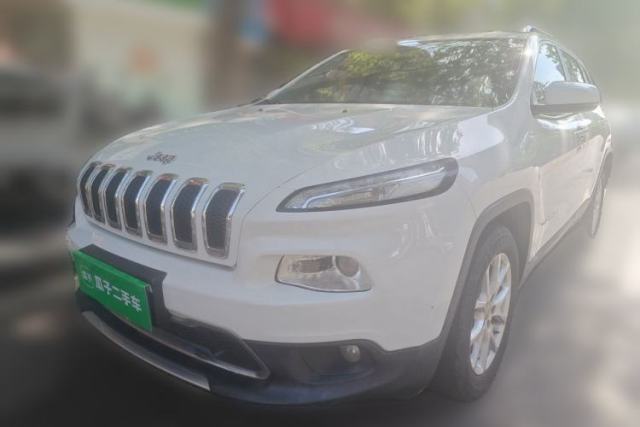 Used Jeep Cherokee 2017 2.0L Superior Edition