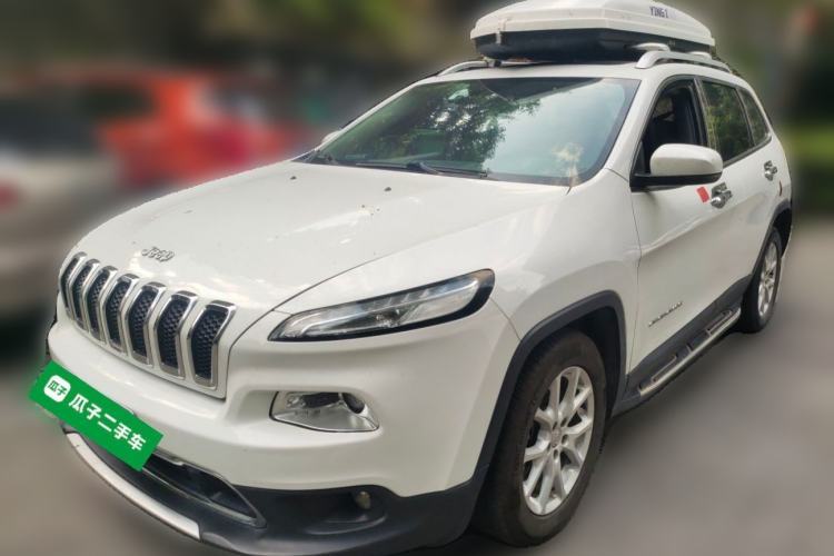 Used Jeep Cherokee 2017 2.0L Superior Edition Guazi used car, China used car export, Used car for sale, Used  cars, Cheapest cars for sale