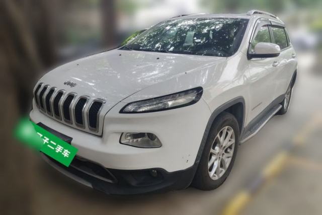 Used Jeep Cherokee 2017 2.0L Superior Edition