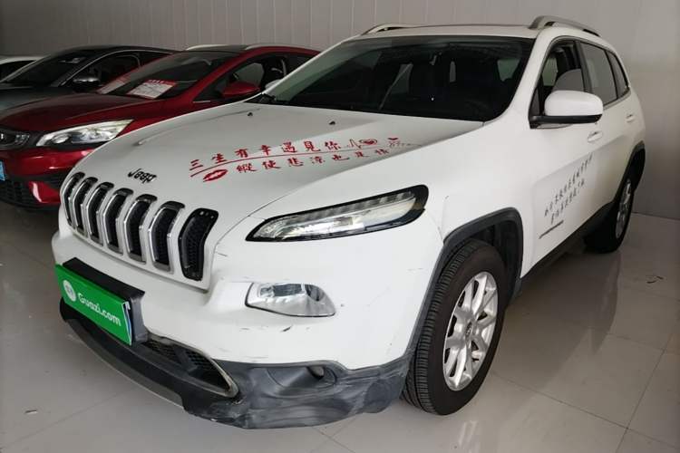 Used Jeep Cherokee 2017 2.4L Leading Smart Edition Guazi used car, China used car export, Used car for sale, Used cars, Cheapest cars for sale