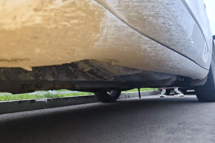 Used Jeep Cherokee 2017 2.4L Professional Smart Edition Chassis Front Left