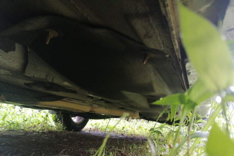 Used Jeep Cherokee 2017 2.0L Superior Edition Chassis Front Left