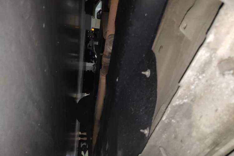 Used Jeep Cherokee 2017 2.0L Superior Edition Chassis Front Left