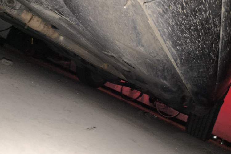 Used Jeep Cherokee 2017 2.0L Superior Edition Chassis Front Left