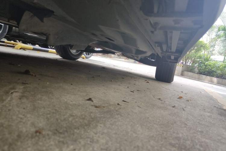 Used Jeep Cherokee 2017 2.0L Superior Edition Chassis Front Left