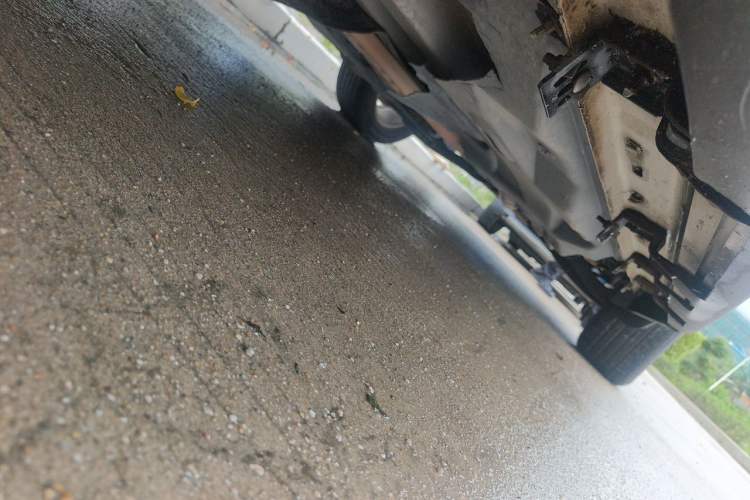 Used Jeep Cherokee 2017 2.0L Superior Edition Chassis Front Left