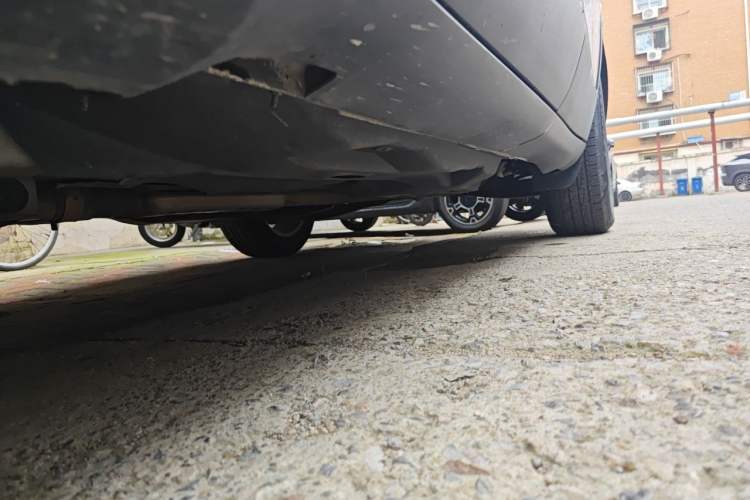 Used Jeep Cherokee 2017 2.0L Superior Edition Chassis Front Left