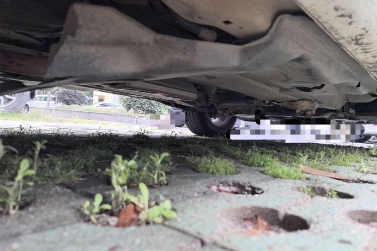 Used Jeep Cherokee 2017 2.4L Professional Smart Edition Chassis Front Left