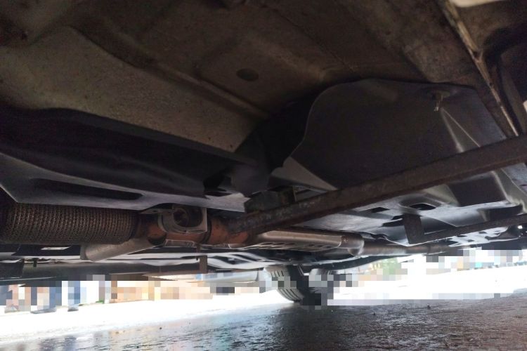 Used Jeep Cherokee 2017 2.4L Professional Smart Edition Chassis Front Left