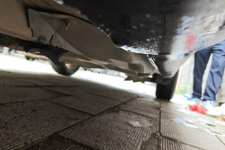 Used Jeep Cherokee 2017 2.0L Superior Edition Chassis Front Left
