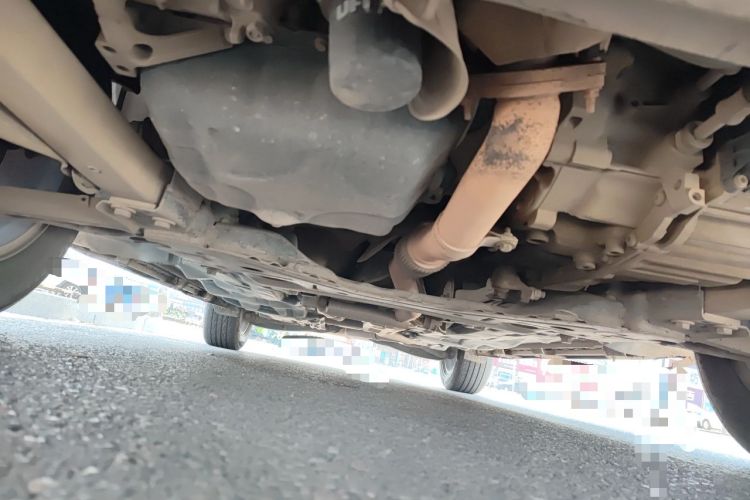 Used Jeep Cherokee 2017 2.0L Superior Edition Chassis Front