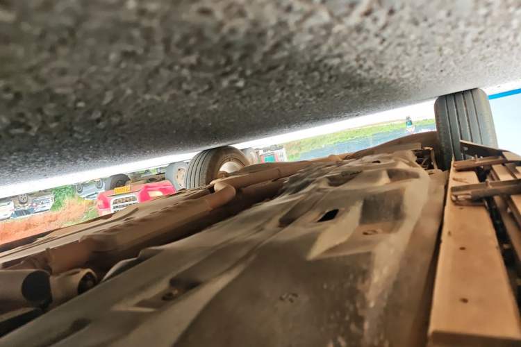 Used Jeep Cherokee 2017 2.0L Superior Edition Chassis Front Right