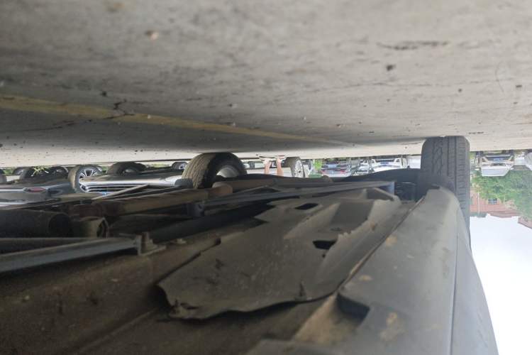 Used Jeep Cherokee 2017 2.0L Superior Edition Chassis Front Right