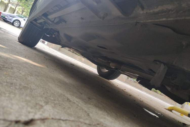 Used Jeep Cherokee 2017 2.0L Superior Edition Chassis Front Right