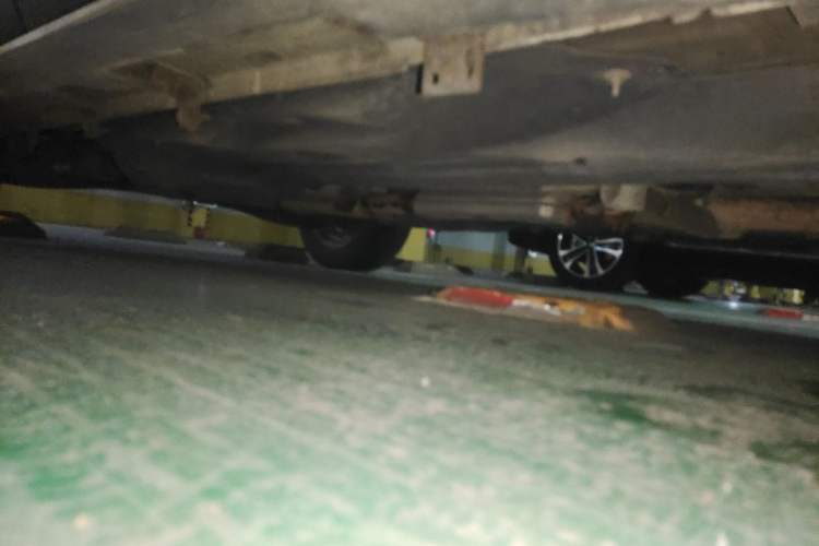 Used Jeep Cherokee 2017 2.0L Superior Edition Chassis Front Right