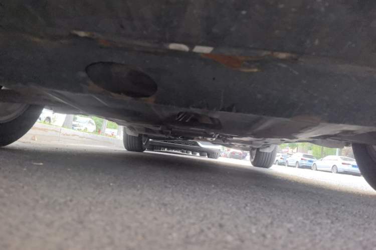 Used Jeep Cherokee 2017 2.0L Superior Edition Chassis Front
