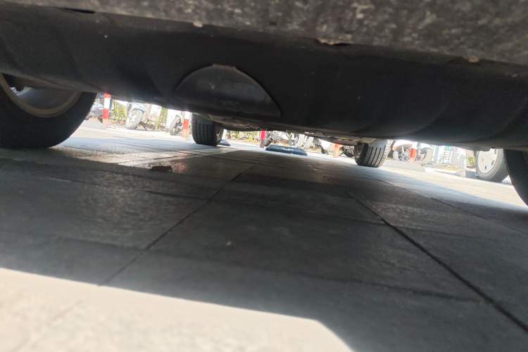 Used Jeep Cherokee 2017 2.0L Superior Edition Chassis Front