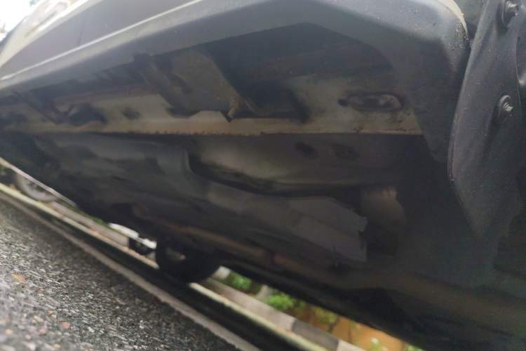 Used Jeep Cherokee 2017 2.0L Superior Edition Chassis Rear Left