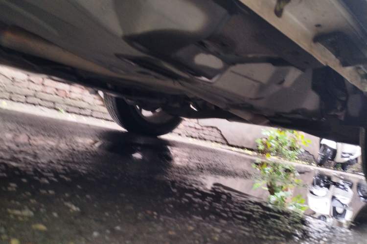 Used Jeep Cherokee 2017 2.4L Leading Edition Chassis Rear Left