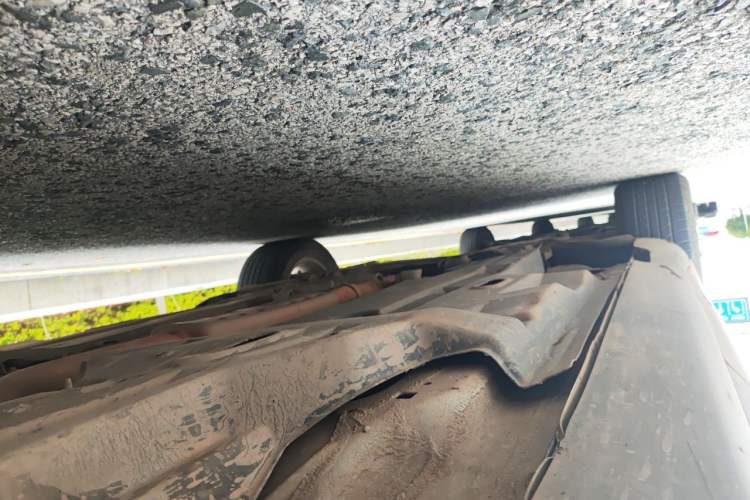 Used Jeep Cherokee 2017 2.0L Superior Edition Chassis Rear Left