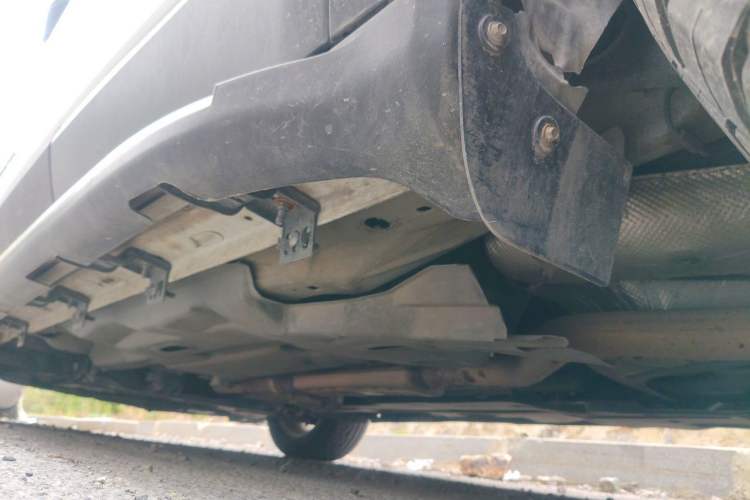 Used Jeep Cherokee 2017 2.4L Leading Edition Chassis Rear Left