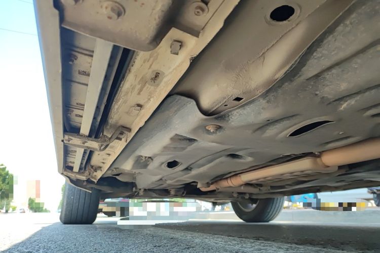 Used Jeep Cherokee 2017 2.0L Superior Edition Chassis Rear Left