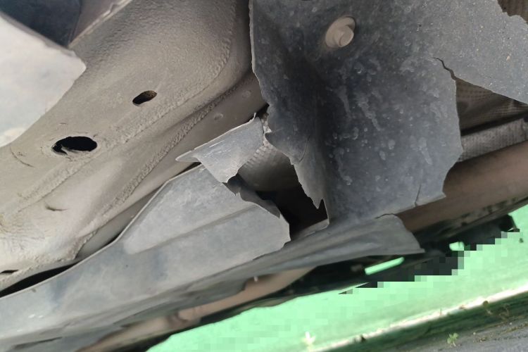 Used Jeep Cherokee 2017 2.4L Leading Edition Chassis Rear Left