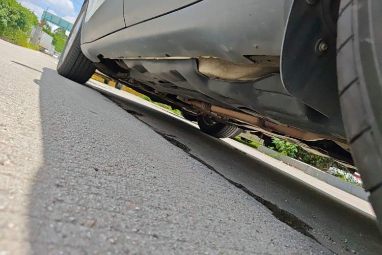 Used Jeep Cherokee 2017 2.0L Superior Edition Chassis Rear Left