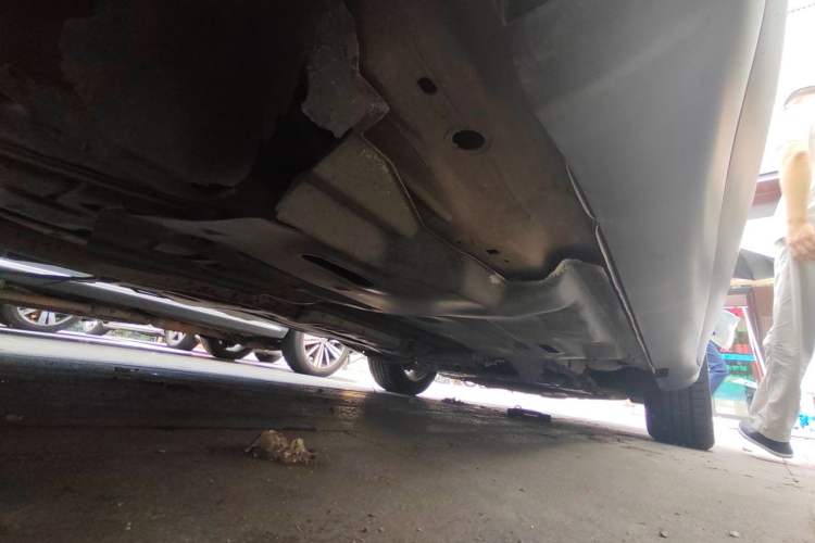 Used Jeep Cherokee 2017 2.0L Superior Edition Chassis Rear Right