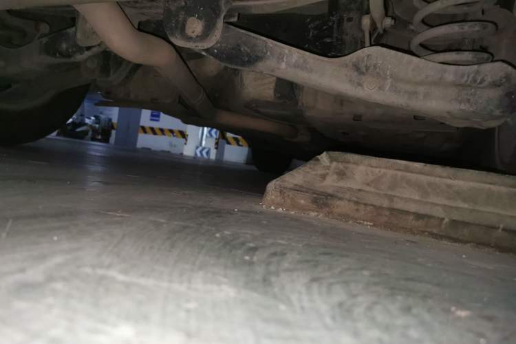 Used Jeep Cherokee 2017 2.0L Superior Edition Chassis Rear Right