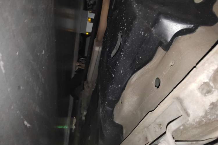Used Jeep Cherokee 2017 2.0L Superior Edition Chassis Rear Right