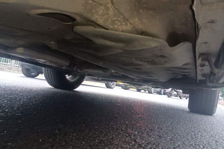 Used Jeep Cherokee 2017 2.4L Professional Edition Chassis Rear Right
