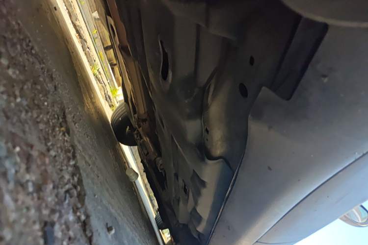 Used Jeep Cherokee 2017 2.0L Superior Edition Chassis Rear Right