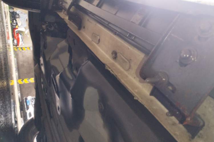 Used Jeep Cherokee 2017 2.4L Leading Edition Chassis Rear Right