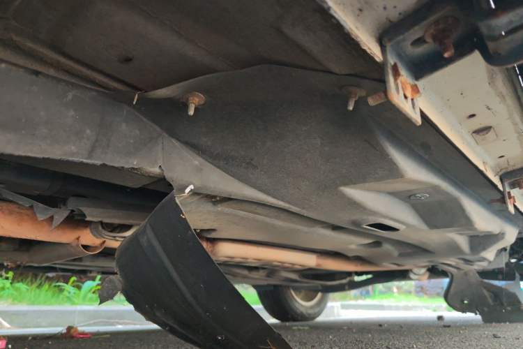 Used Jeep Cherokee 2017 2.0L Superior Edition Chassis Rear Right