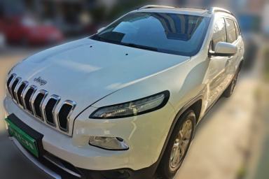 Used Jeep Cherokee 2017 2.0L Superior Edition