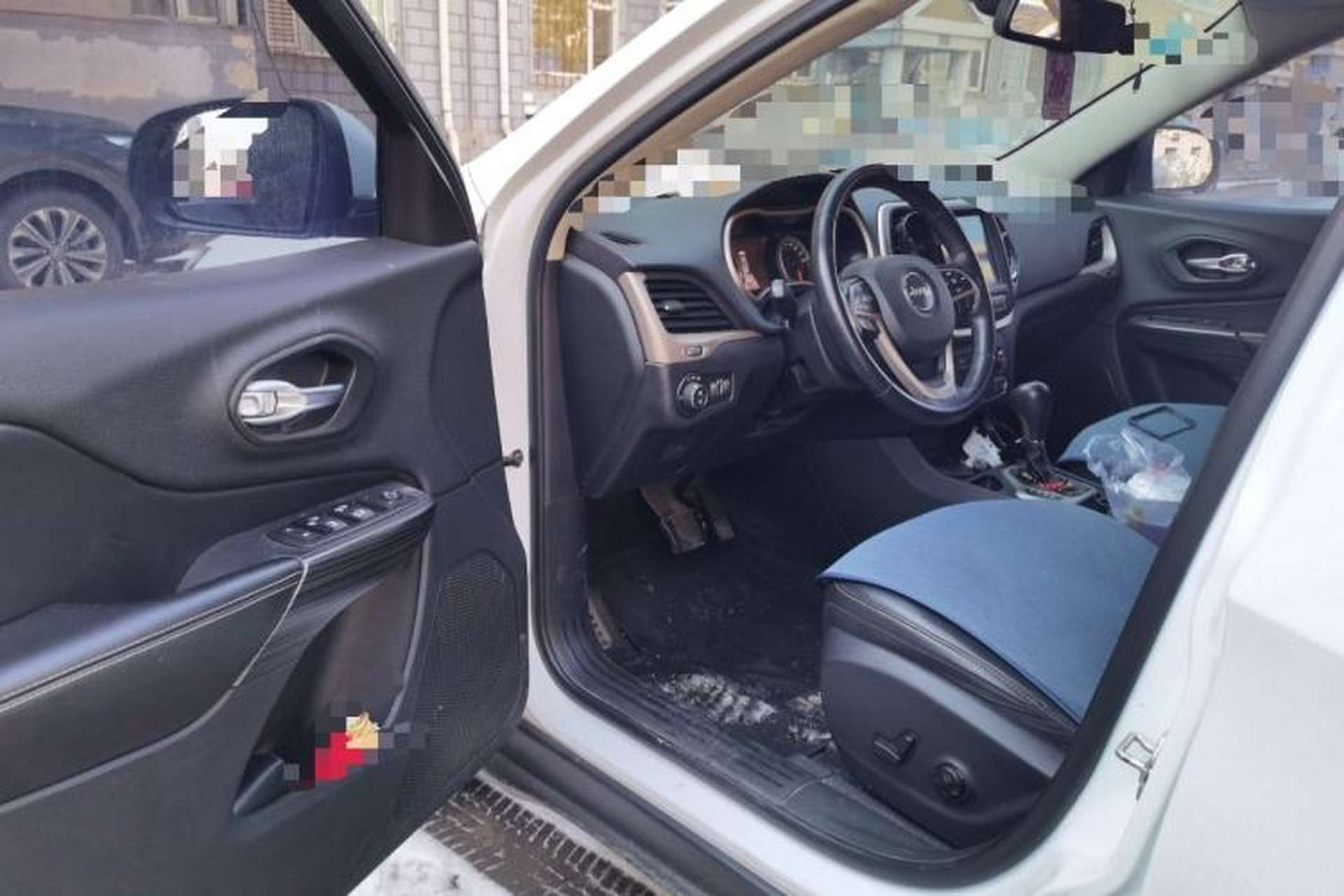 Used Jeep Cherokee 2017 2.0L Superior Edition Driver Seat