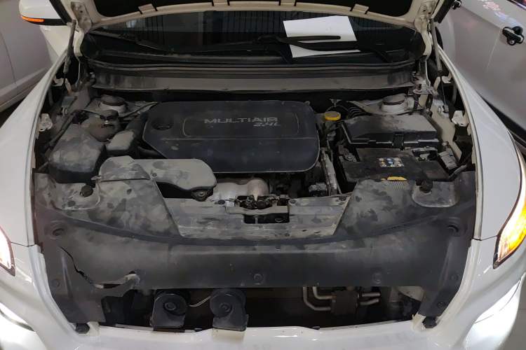 Used Jeep Cherokee 2017 2.4L Leading Smart Edition Engine Bay