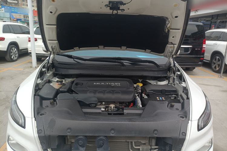 Used Jeep Cherokee 2017 2.4L Professional Smart Edition Engine Bay