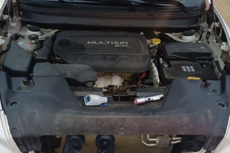 Used Jeep Cherokee 2017 2.4L Professional Edition Engine Bay