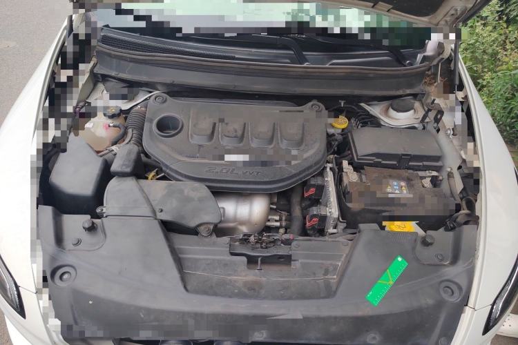 Used Jeep Cherokee 2017 2.0L Superior Edition Engine Bay