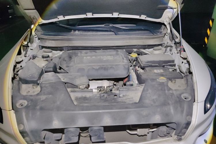 Used Jeep Cherokee 2017 2.4L Professional Smart Edition Engine Bay