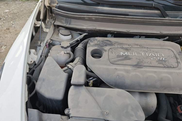 Used Jeep Cherokee 2017 2.4L Leading Smart Edition Engine Bay Right