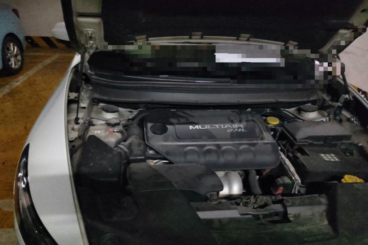 Used Jeep Cherokee 2017 2.4L Leading Edition Engine Bay Right