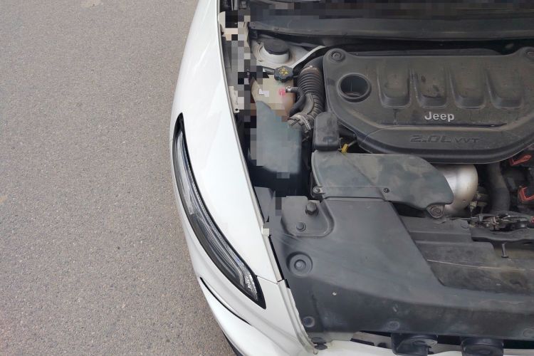 Used Jeep Cherokee 2017 2.0L Superior Edition Engine Bay Right