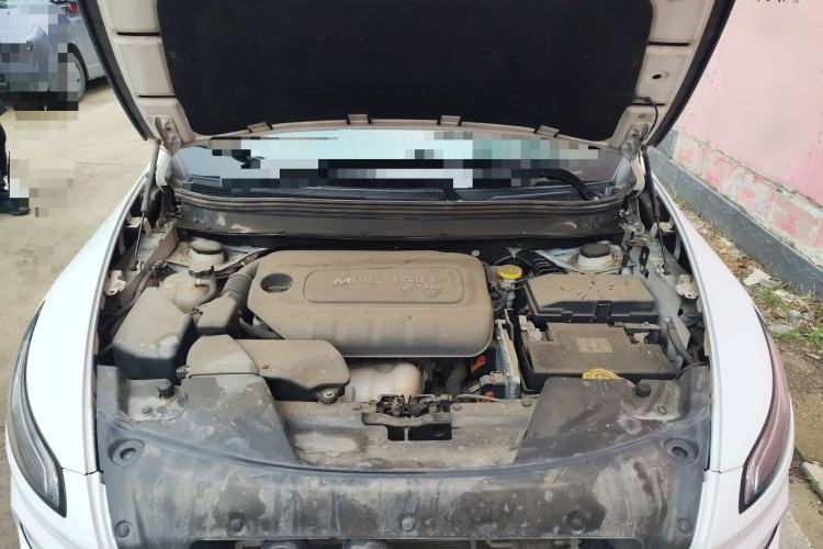 Used Jeep Cherokee 2017 2.4L Professional Smart Edition Engine Bay