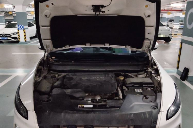 Used Jeep Cherokee 2017 2.4L Leading Edition Engine Bay