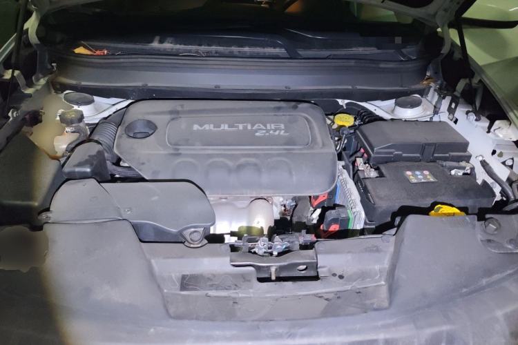 Used Jeep Cherokee 2017 2.4L Leading Smart Edition Engine Bay