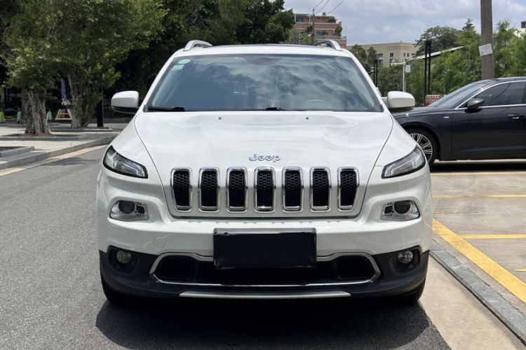 Used Jeep Cherokee 2017 2.4L Leading Smart Edition Exterior 1